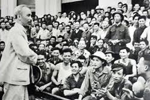 Phải đặt lợi ích quốc gia - dân tộc, của Đảng, của Nhân dân lên trên hết, trước hết