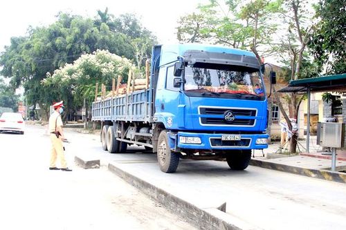 Xử lý nghiêm xe quá trọng tải