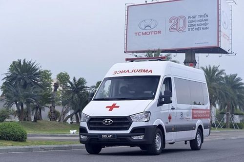 Thành Công tặng 10 xe Solati cứu thương chống COVID-19