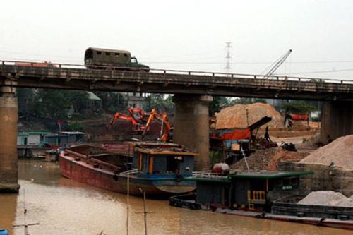 Sớm giải phóng mặt bằng phục vụ cải tạo cầu yếu trên quốc lộ