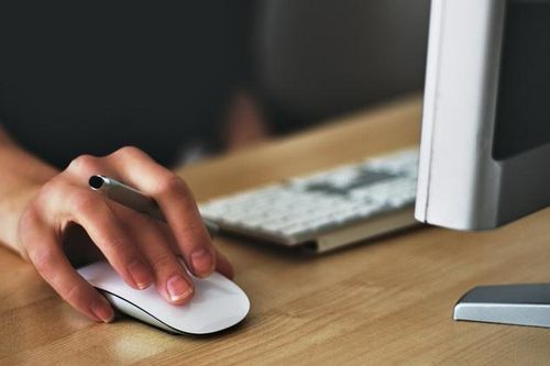 Dịch Covid-19 khiến máy tính cá nhân ''lên ngôi'' trở lại sau nhiều năm