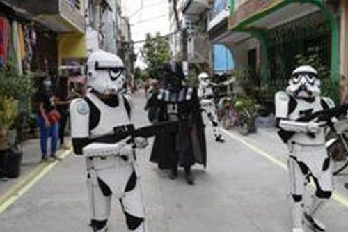 Cosplay cảnh báo ý thức phòng, chống dịch