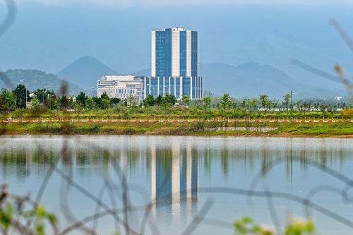 Khu công nghệ cao Hòa Lạc có sẵn sàng đón dự án FDI tỷ USD?