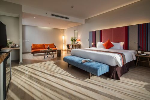 Khách sạn 5 sao miền Bắc giảm giá 50%, trống nhiều phòng tới tháng 6