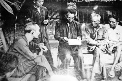 Nguyễn Ái Quốc - sư Hạnh Đa trên đất Xiêm: Bài 1: 'Tàng hình' giữa đại ngàn nhân sinh