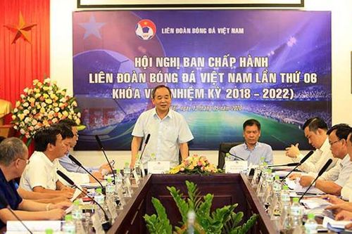 VFF quyết phương án V-League chỉ có 1 đội xuống hạng và rút bớt số trận