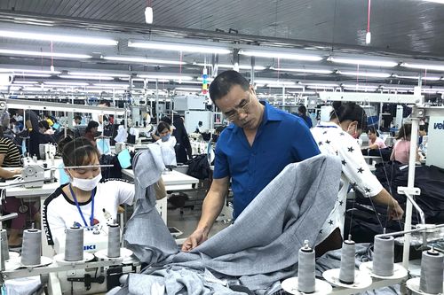 Thành 'hiện tượng' tăng trưởng nhờ lắng nghe doanh nghiệp