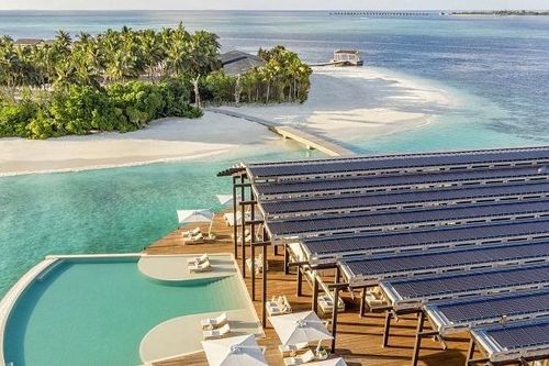 Resort năng lượng mặt trời giữa 'thiên đường' Maldives