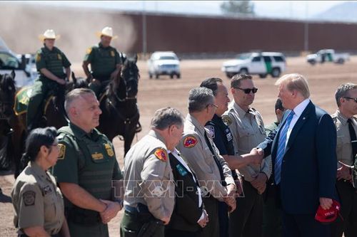 Ba nhóm bảo vệ môi trường kiện chính quyền Tổng thống D.Trump