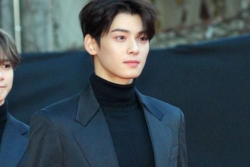 5 visual Kpop có khả năng 'sống sót qua ảnh báo chụp'