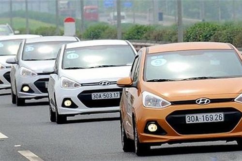 Sức mua ô tô lao dốc