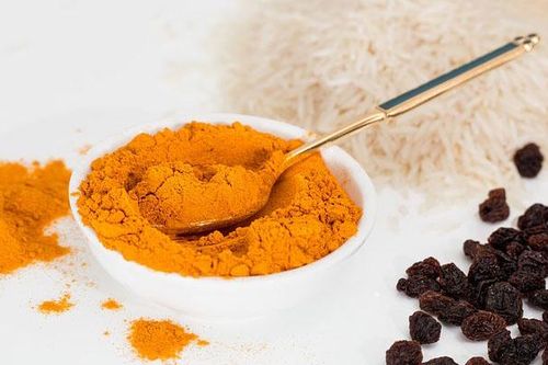 10 tác dụng tuyệt vời của củ nghệ đối với cơ thể bạn