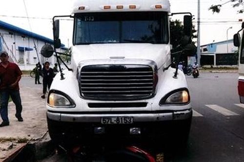Xử phạt đoàn xe 'vua' gần 550 triệu đồng