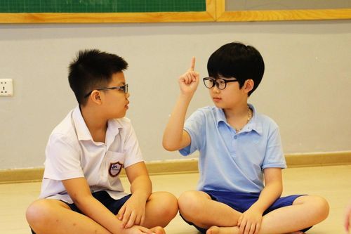 Giáo viên mầm non vất vả xây dựng lại thói quen khi trẻ đi học lại