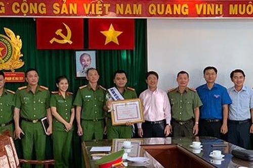 'Chú sóc nhỏ' của những trận đánh lớn