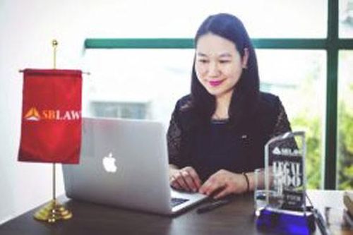Bảo vệ cửa hàng làm mất xe, ai phải bồi thường?