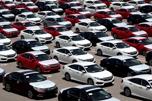 Ô tô nhập khẩu giảm mạnh trong tháng 4