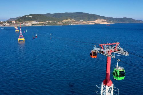 Xây cầu vượt biển nối Nha Trang với Vinpearl