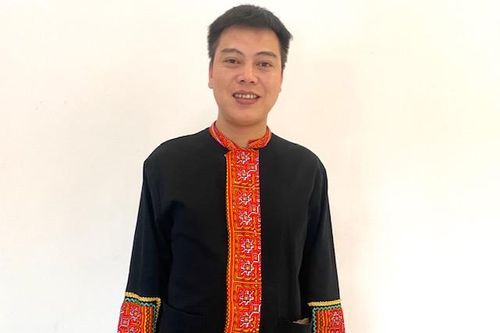 Thầy giáo người dân tộc Dao – điển hình tiêu biểu học theo Bác