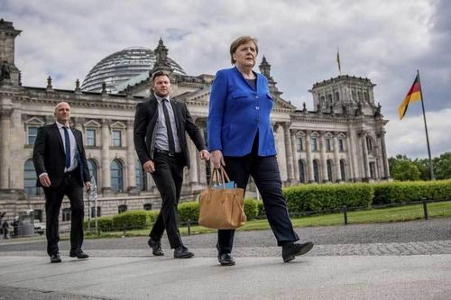 Thủ tướng Merkel tuyên bố có bằng chứng Nga chơi xấu Đức