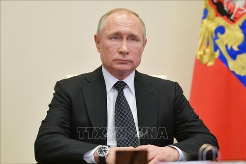 Người dân Nga ủng hộ những biện pháp mới của Tống thống V. Putin chống COVID-19