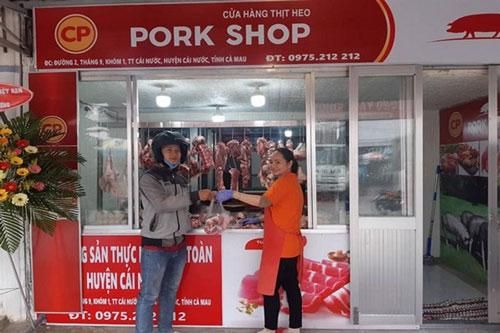 Có hay không chuyện công ty C.P Việt Nam ngừng bán thịt lợn hơi?