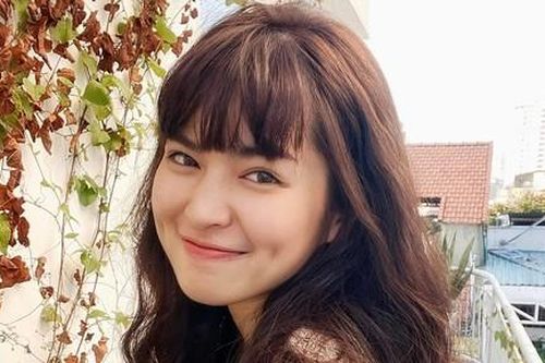Mỹ nhân 'Mắt Biếc' thu hút trong ảnh đời thường