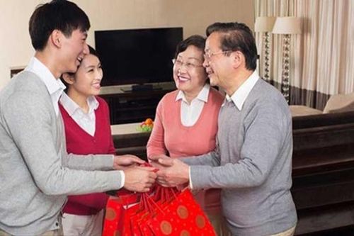 Một lần đến nhà sếp