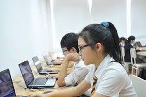 Hà Nội: Teen khối 12 'thi thử' trực tuyến vào cuối tháng 5