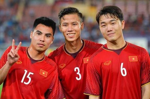 Ngày sinh nhật, Quế Ngọc Hải bị Xuân Trường, Đức Huy gọi bằng 'ông em'
