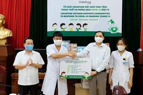Chung tay hỗ trợ cộng đồng phòng, chống Covid-2019