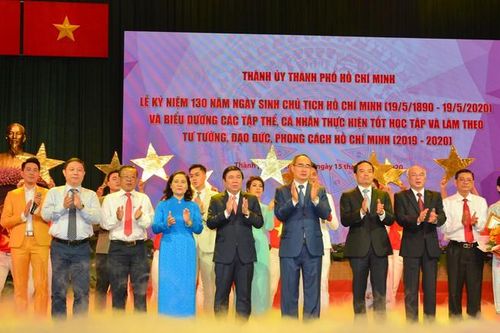 Bí thư Thành ủy TPHCM: Đoàn kết, sáng tạo, bản lĩnh xây dựng TPHCM xứng đáng là thành phố anh hùng