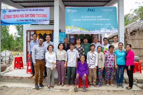 Công ty P&G xây nhà cho người nghèo