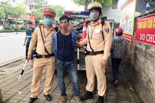 Bắt đối tượng giấu ma túy trong ngày đầu tổng kiểm soát vi phạm