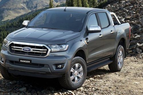 Ford Ranger 2019 giảm 100 triệu đồng tại đại lý