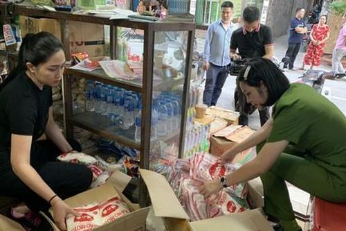 Tạm giữ 6 đối tượng sản xuất bột ngọt giả thương hiệu