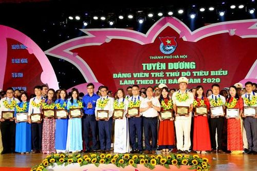 Tuyên dương 90 đảng viên trẻ làm theo lời Bác năm 2020