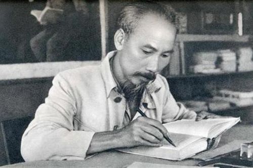 Di sản Hồ Chí Minh sống mãi với thời gian