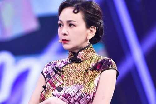 Ác nữ 'Tân dòng sông ly biệt' một mình nuôi con