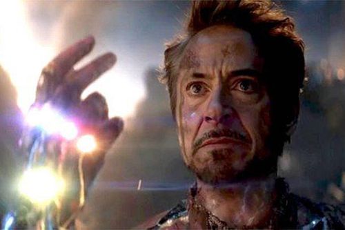 'Avengers: Endgame' khắc tên nhân viên đoàn phim lên bia tưởng niệm