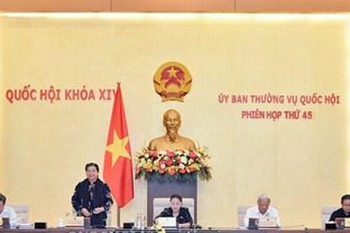 Cần quan tâm bình ổn giá sách giáo khoa