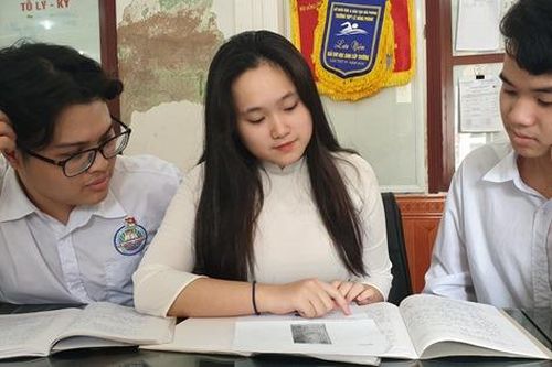 Đề tham khảo vừa sức và phân hóa rõ nét