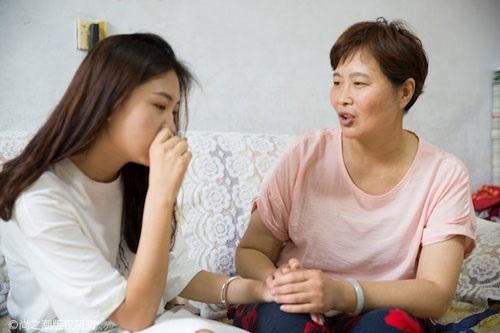 Mẹ chồng 'bẽ mặt' bởi màn đáp trả của nàng dâu