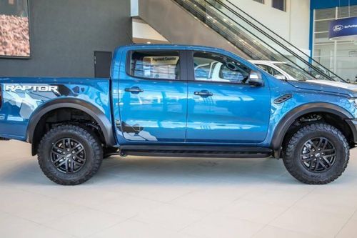 Ford Ranger Raptor 2020 ra mắt tại Malaysia có giá 1,125 tỷ đồng