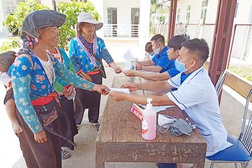 Huyện Đoàn Sông Mã: Tổ chức Ngày hội 'Thầy thuốc trẻ làm theo lời Bác - Tình nguyện vì sức khỏe cộng đồng' năm 2020