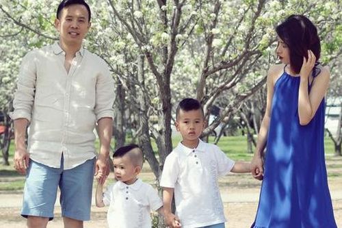 Mẹ Việt với quan điểm mỗi tối chỉ cho con học 30 phút và chuyện sau 5 tuần con đi học mới nhận một tờ giấy cô giáo gửi về nhà