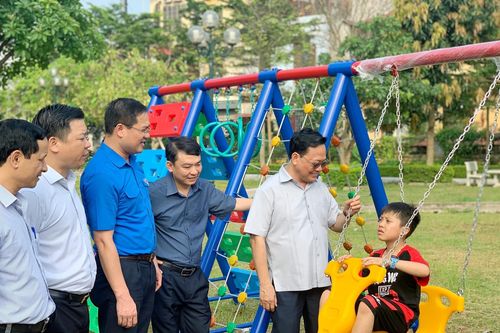 Sôi nổi các hoạt động Ngày hội 'Tiếp sức thanh niên công nhân'