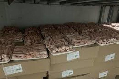 Phát hiện cơ sở sơ chế chân gà không rõ nguồn gốc xuất xứ