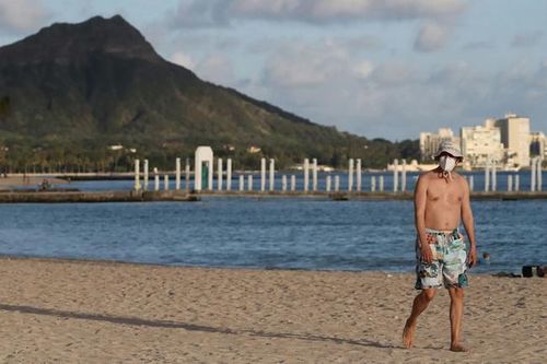 Du khách đi tù vì đăng ảnh biển Hawaii lên mạng xã hội