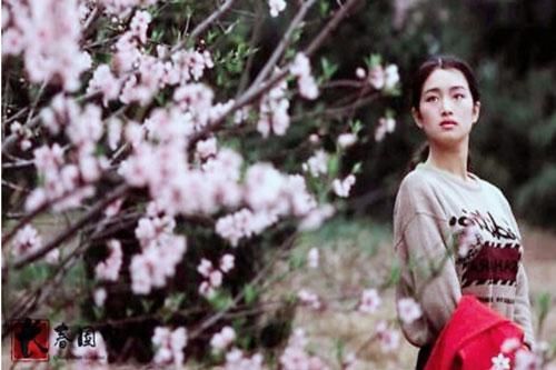 Chùm ảnh hiếm về tuổi trẻ của Củng Lợi